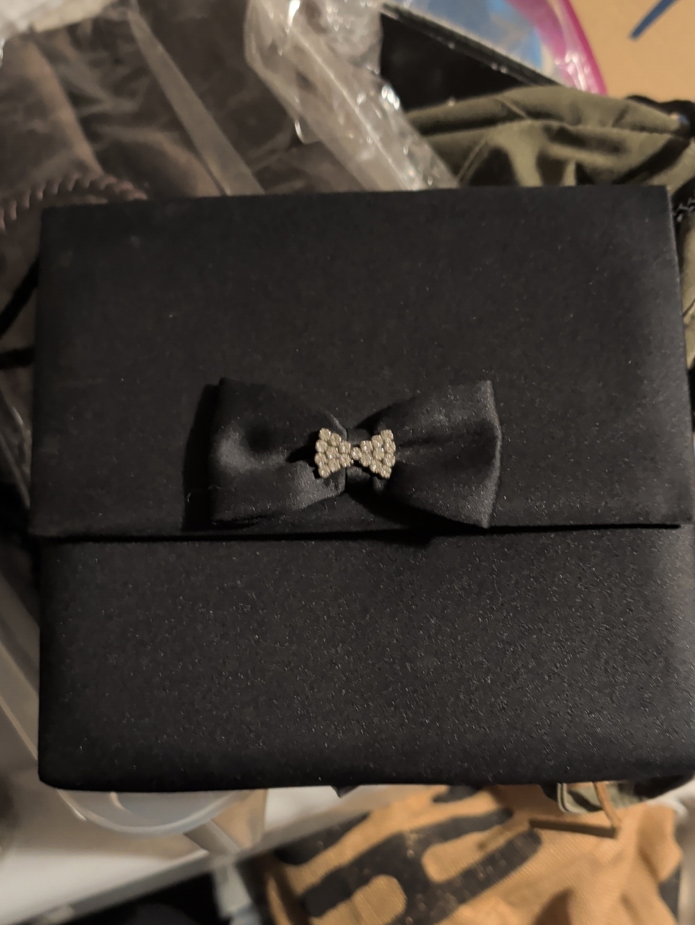 Vintage PursecBlack Cross body satin style bag rhinestone bow snap evening chic